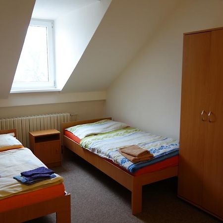 Restaurace Alvi Otel Ostrava Dış mekan fotoğraf